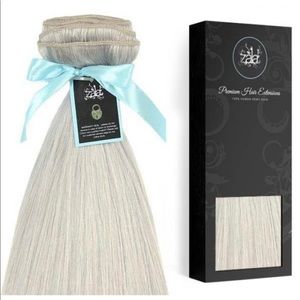 ISO: 22 inch blonde/ platinum hair extension wefts